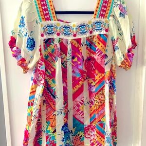 JOHNNY WAS ladies tunic top S